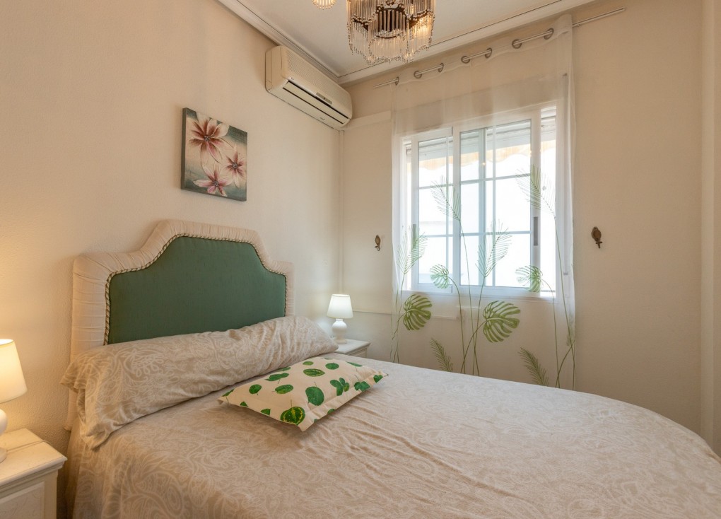 Reventa - Apartamento - Apartamento en el último piso - Torrevieja - Nueva Torrevieja