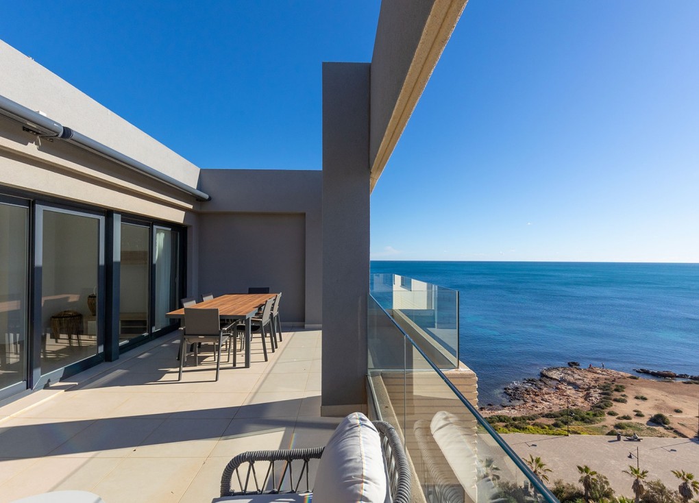 Reventa - Apartamento - Apartamento en el último piso - Torrevieja - Punta Prima