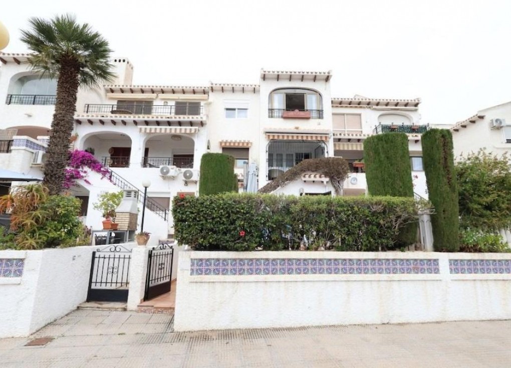 Reventa - Apartamento dúplex - Cabo Roig - Cala Capitan