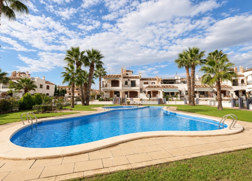 Reventa - Apartamento dúplex - Orihuela Costa - PAU 8
