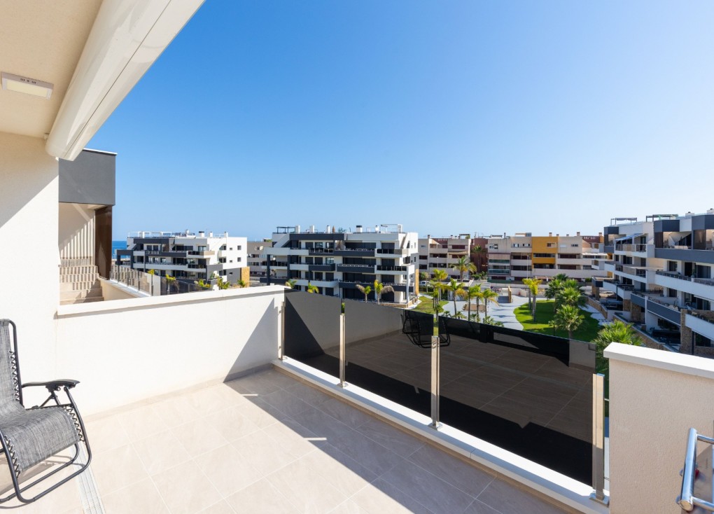 Reventa - Apartamento dúplex - Orihuela Costa - Playa Flamenca