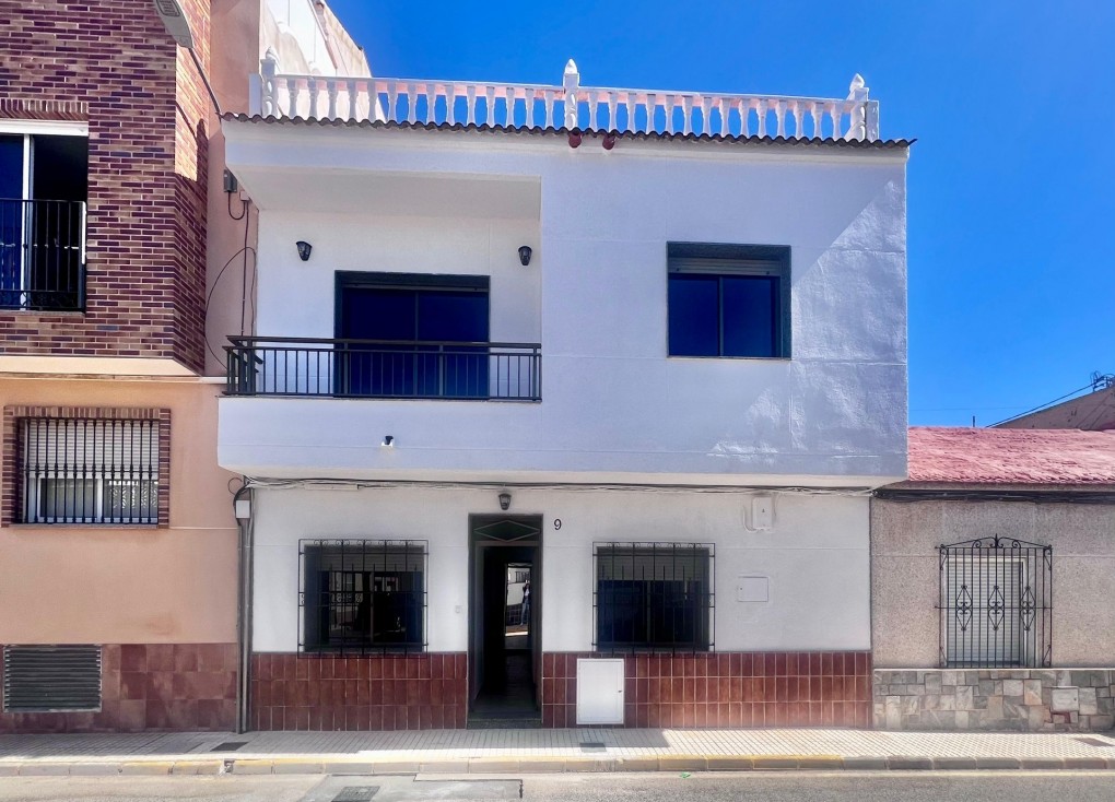 Reventa - Apartamento dúplex - Pilar de la Horadada - Zona Pueblo
