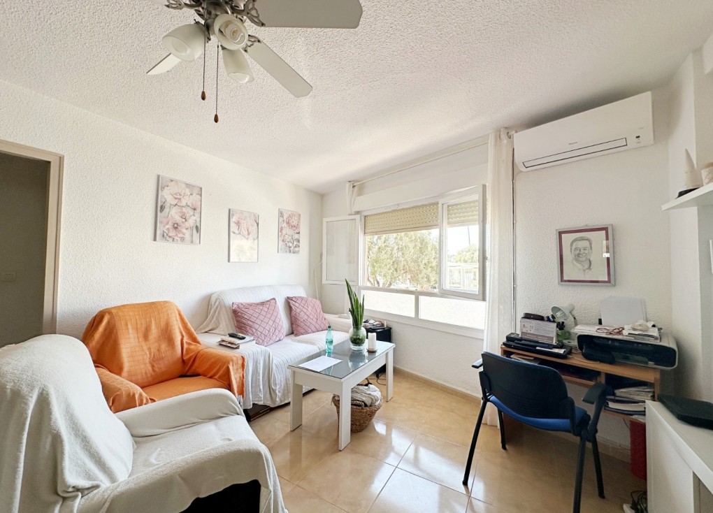 Reventa - Apartamento dúplex - Torrevieja - Acequion