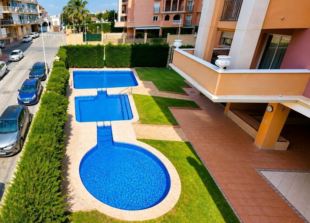 Reventa - Apartamento dúplex - Torrevieja - Playa de los Locos
