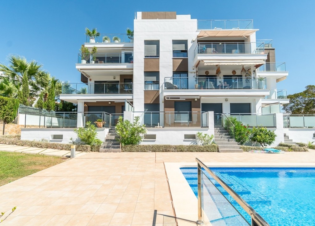 Reventa - Apartamento dúplex - Villamartín