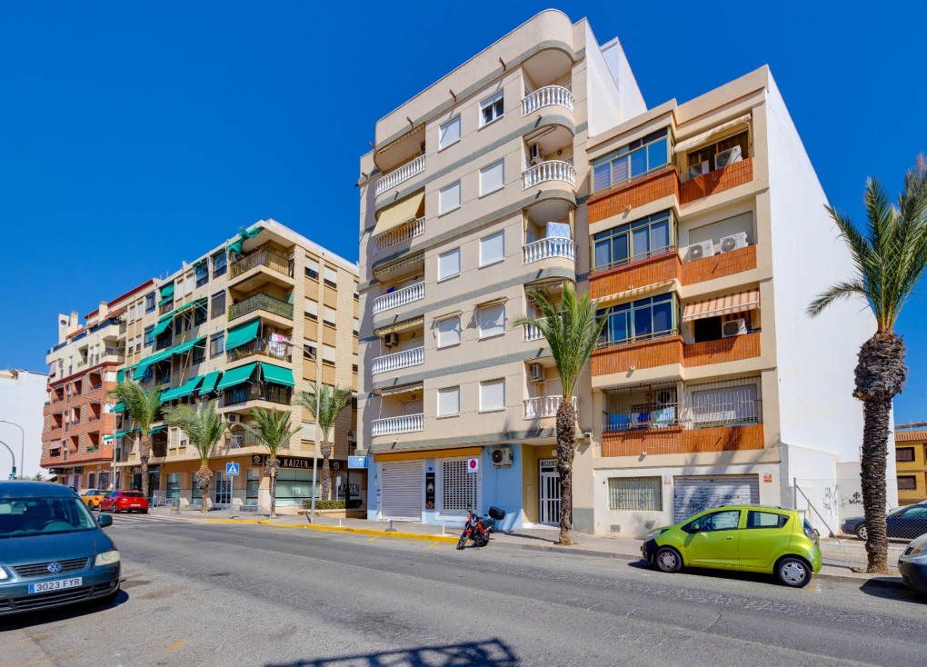 Reventa - Apartamento / piso - Guardamar del Segura