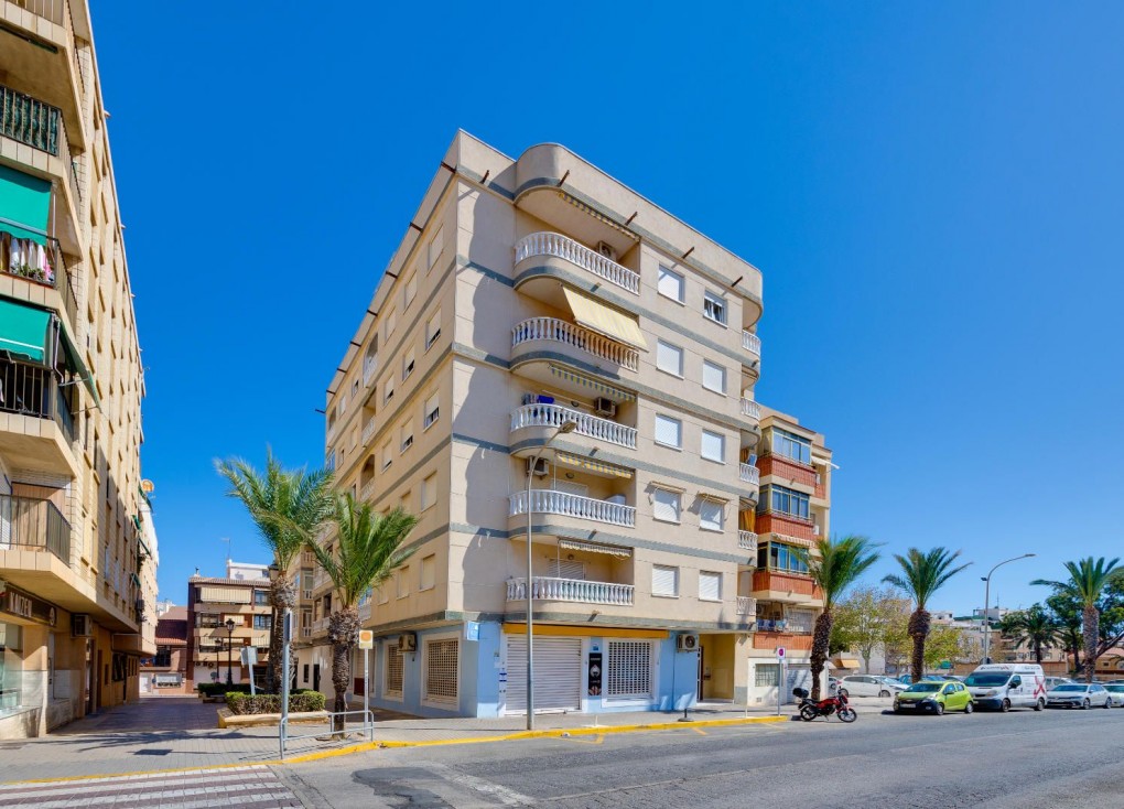 Reventa - Apartamento / piso - Guardamar del Segura