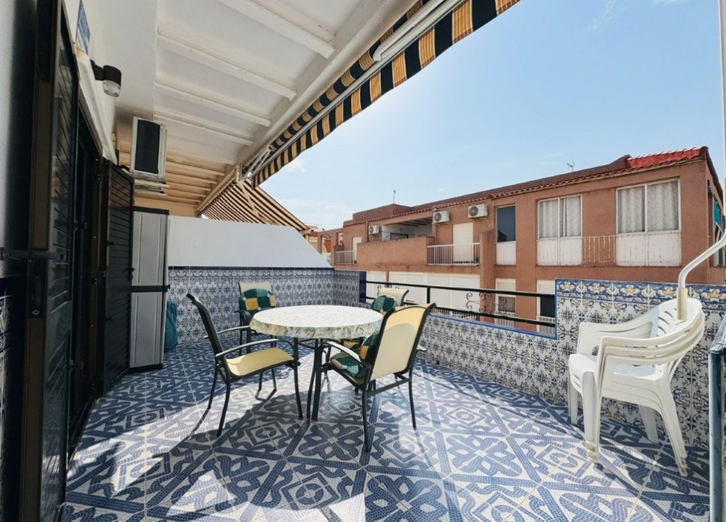 Reventa - Apartamento / piso - La Mata - LA MATA