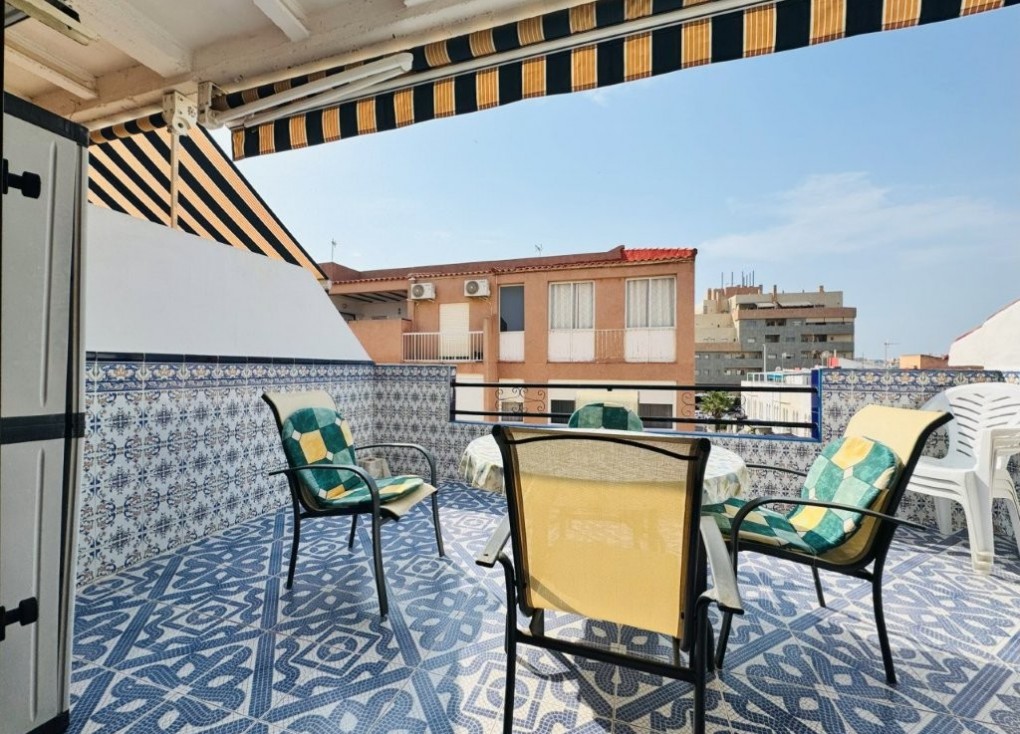 Reventa - Apartamento / piso - La Mata - LA MATA