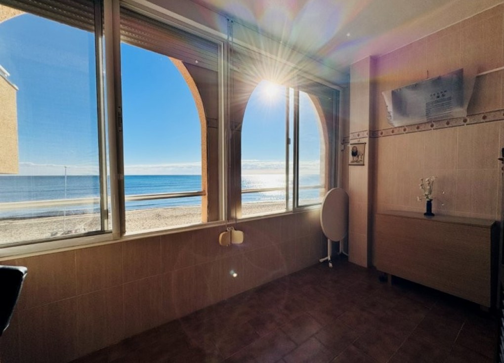 Reventa - Apartamento / piso - La Mata - LA MATA