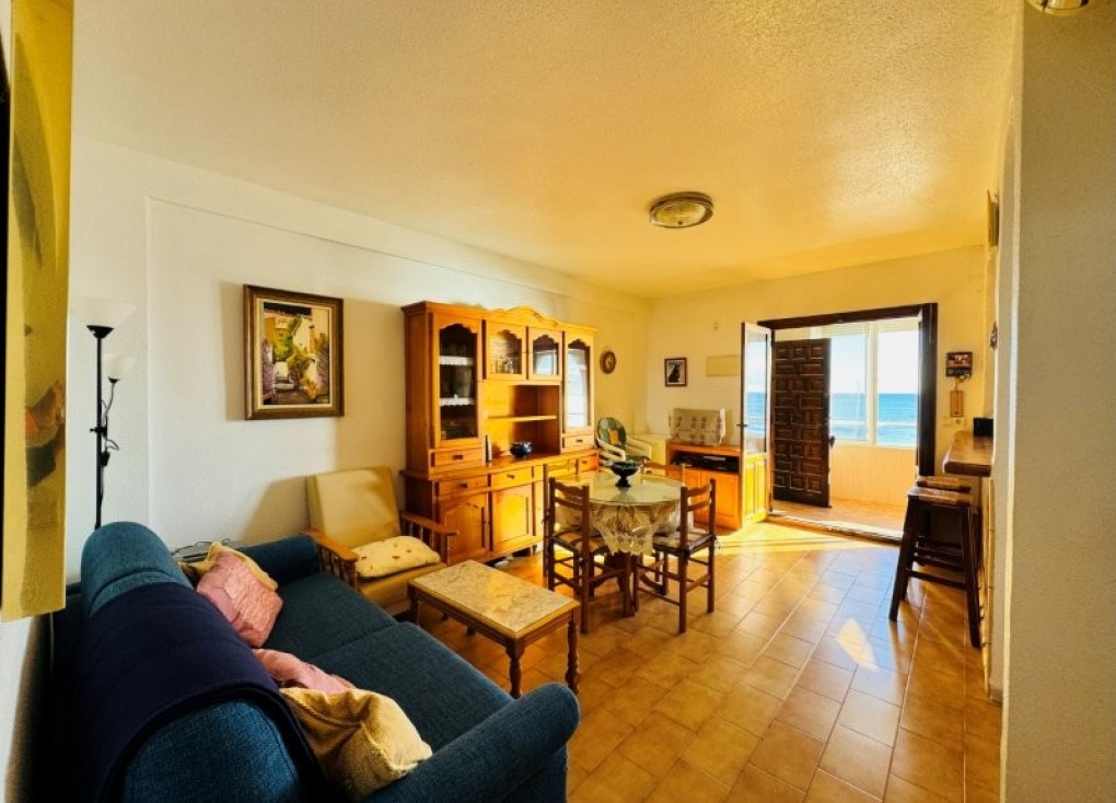 Reventa - Apartamento / piso - La Mata - LA MATA