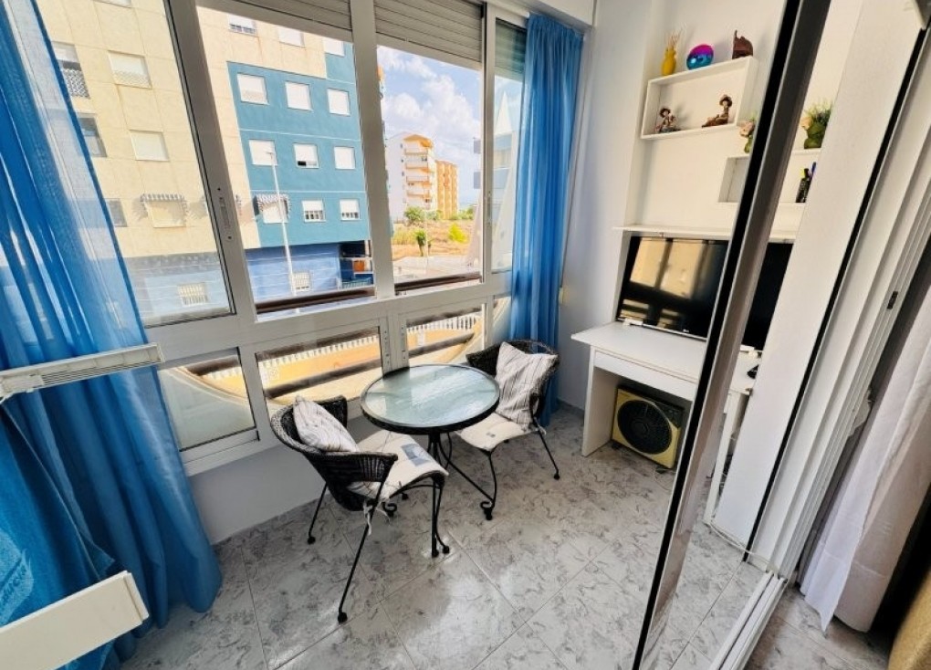 Reventa - Apartamento / piso - La Mata - LA MATA