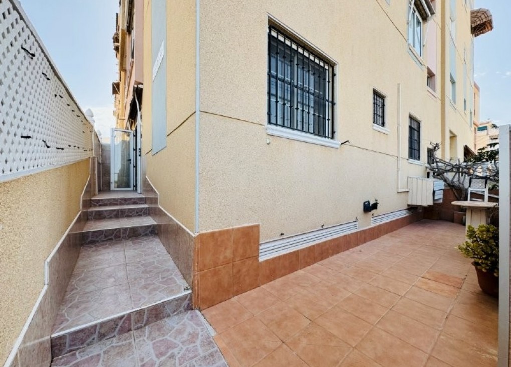 Reventa - Apartamento / piso - La Mata - LA MATA