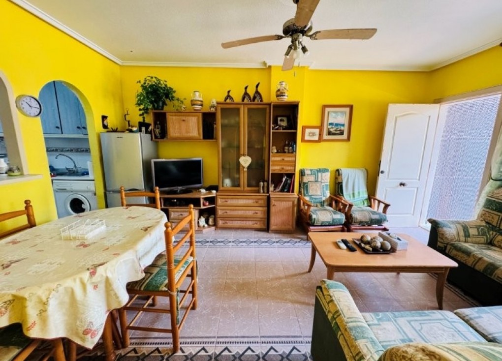 Reventa - Apartamento / piso - La Mata - LA MATA