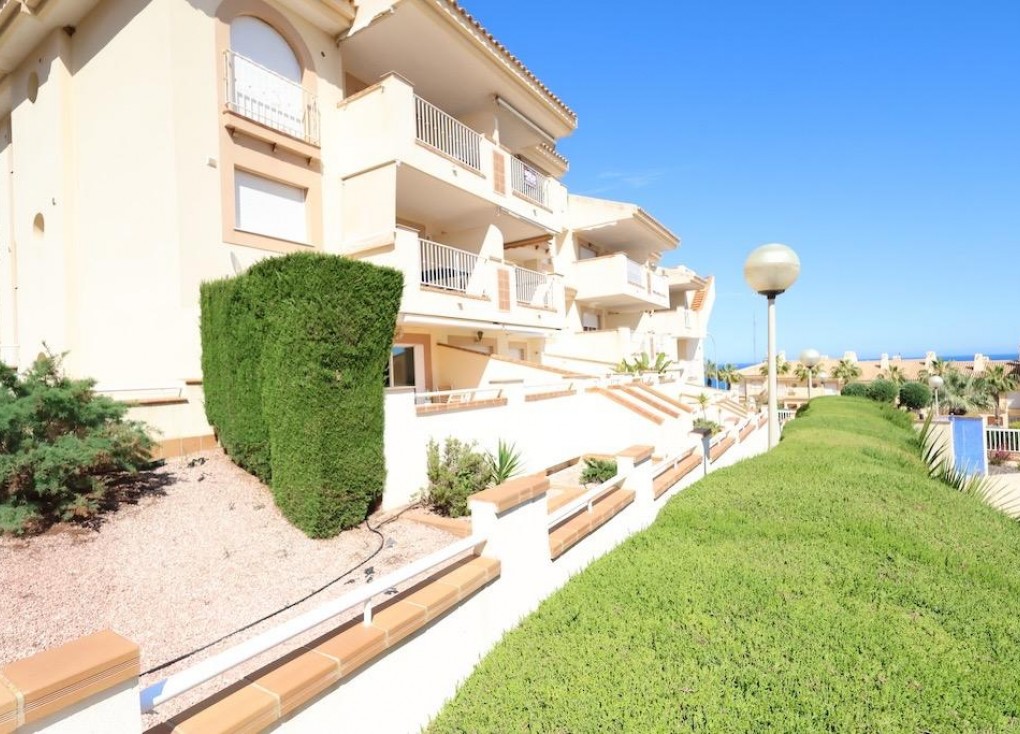 Reventa - Apartamento / piso - Orihuela Costa - Campoamor
