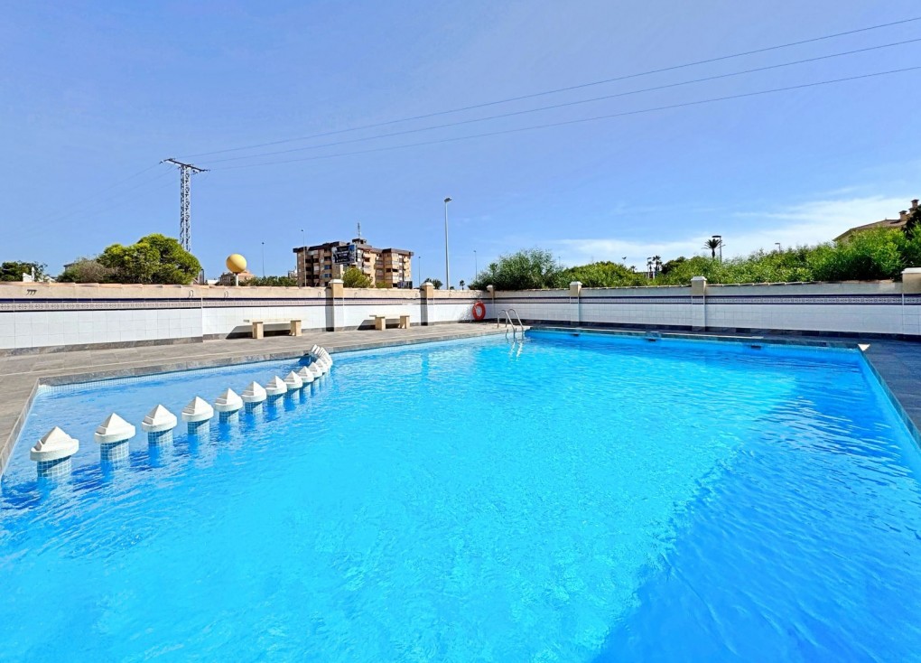 Reventa - Apartamento / piso - Orihuela Costa - La Zenia