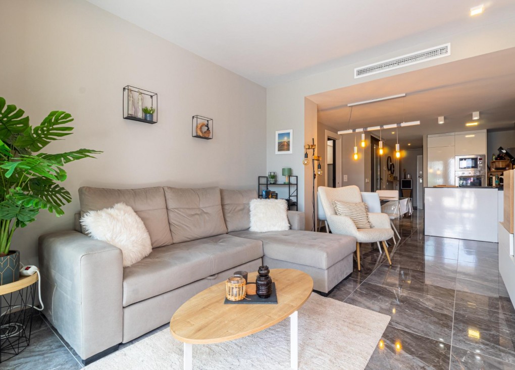 Reventa - Apartamento / piso - Orihuela Costa - Los Almendros-La Florida