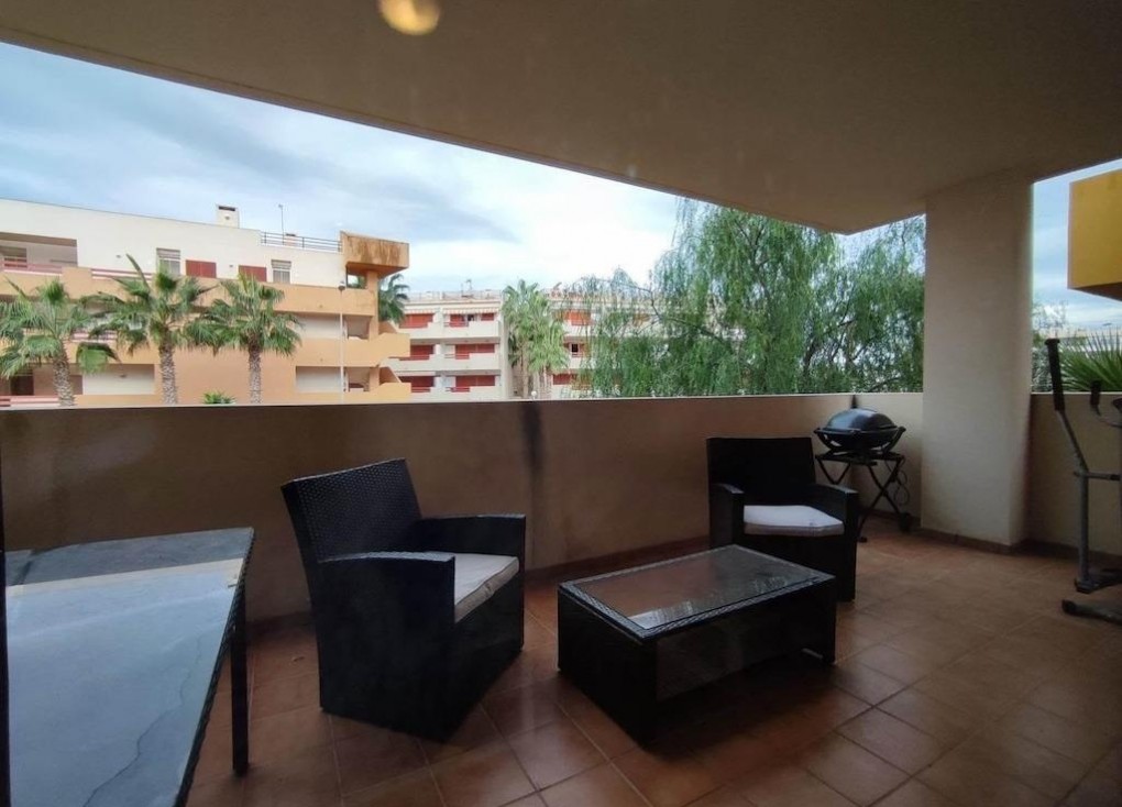 Reventa - Apartamento / piso - Orihuela Costa - Punta Prima