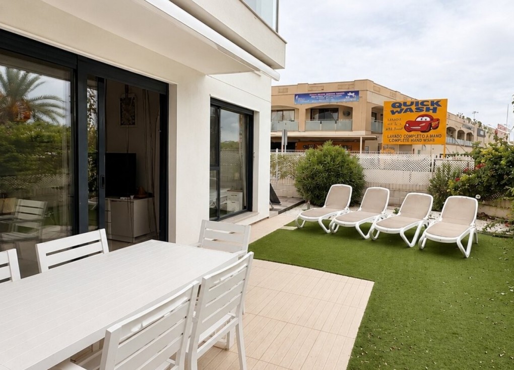 Reventa - Apartamento / piso - Orihuela Costa - Punta Prima