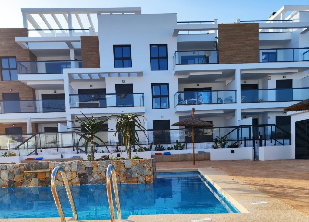 Reventa - Apartamento / piso - Pilar de la Horadada - El Mojón