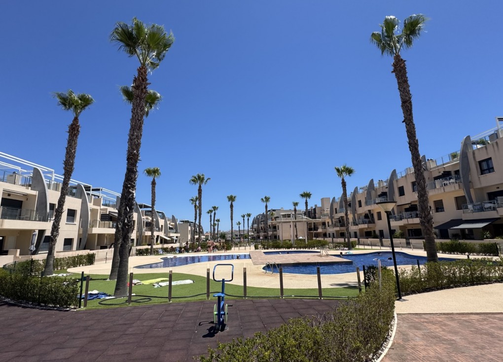 Reventa - Apartamento / piso - Pilar de la Horadada