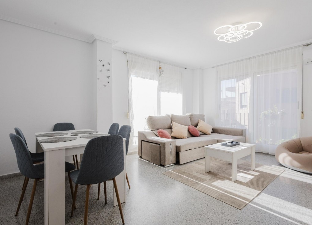 Reventa - Apartamento / piso - San Miguel de Salinas