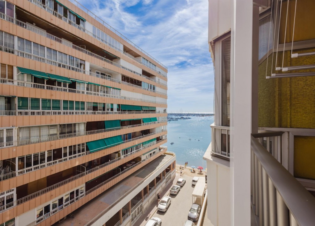 Reventa - Apartamento / piso - Torrevieja - Acequion