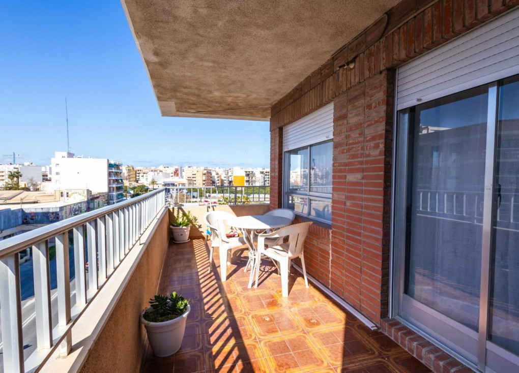 Reventa - Apartamento / piso - Torrevieja - Acequion