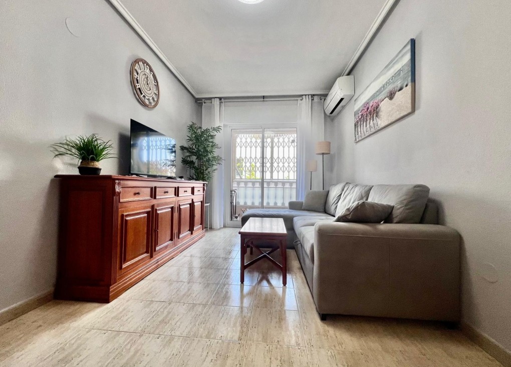 Reventa - Apartamento / piso - Torrevieja - Acequion