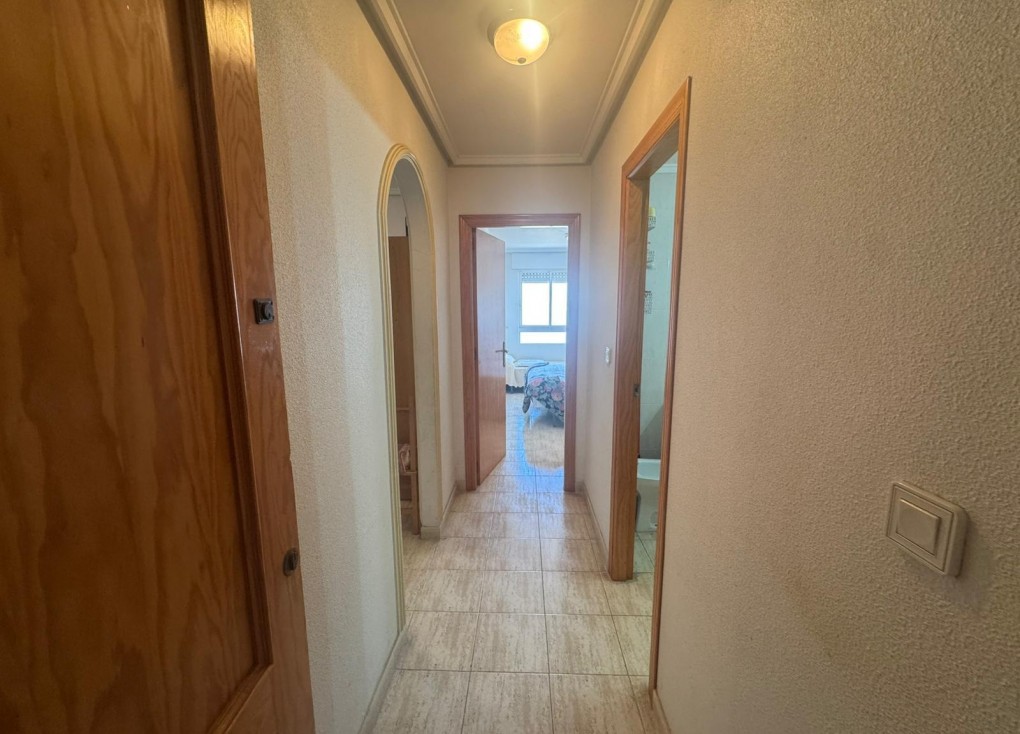 Reventa - Apartamento / piso - Torrevieja - Acequion