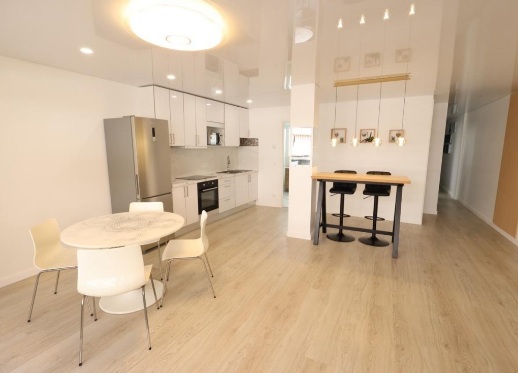 Reventa - Apartamento / piso - Torrevieja - Acequion