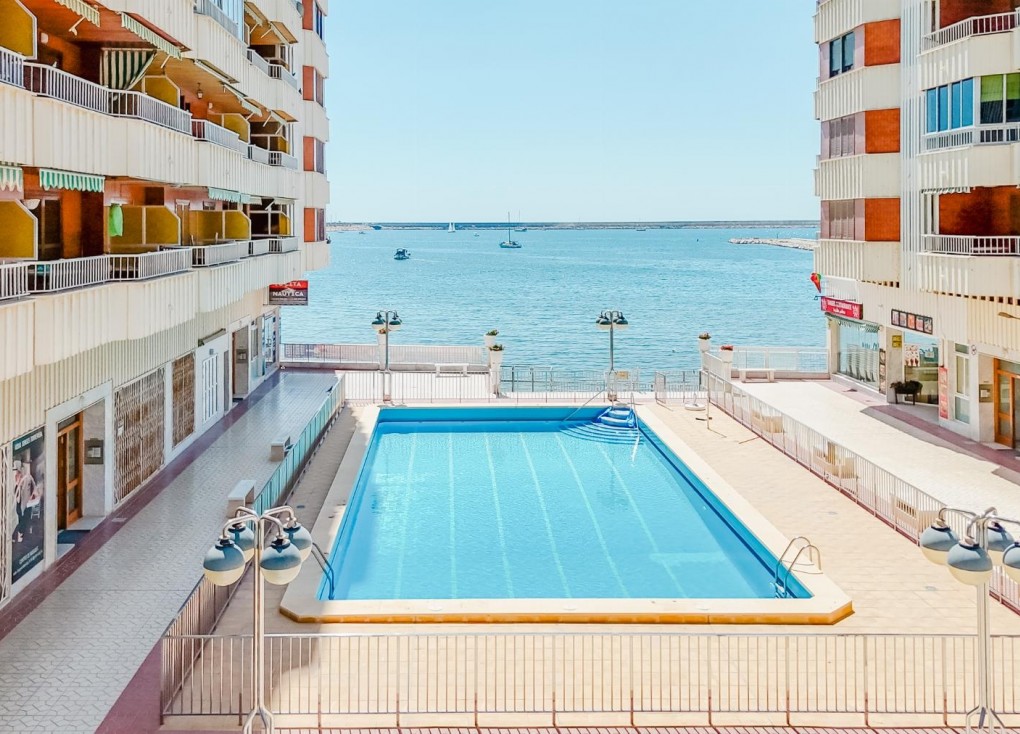 Reventa - Apartamento / piso - Torrevieja - Acequion