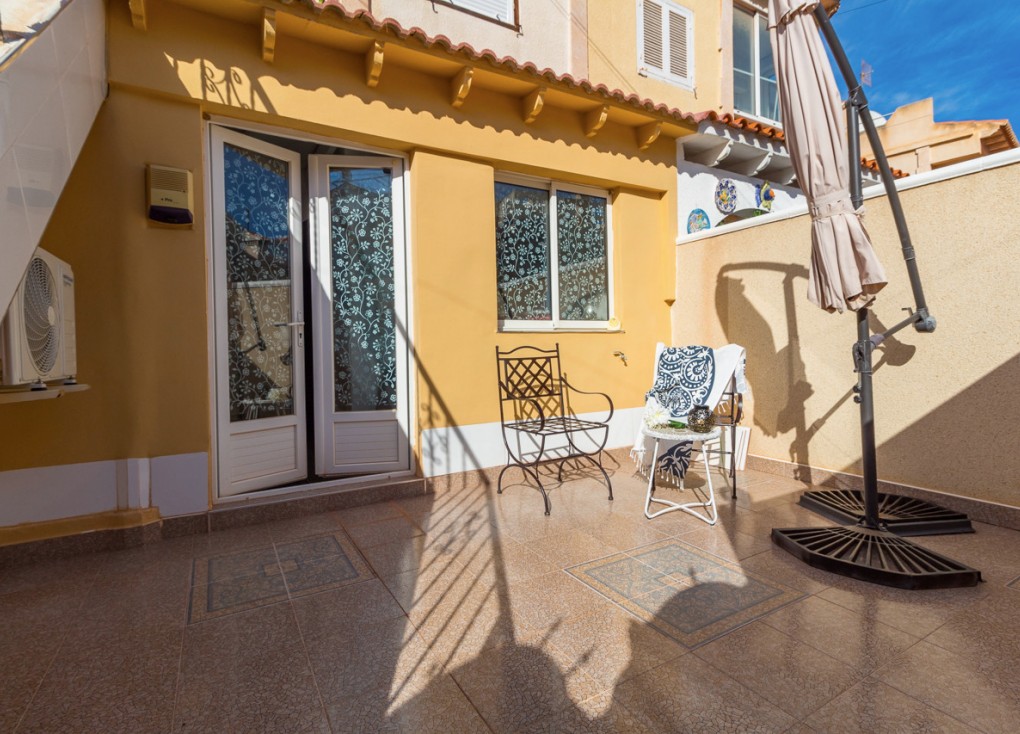 Reventa - Apartamento / piso - Torrevieja - El chaparral