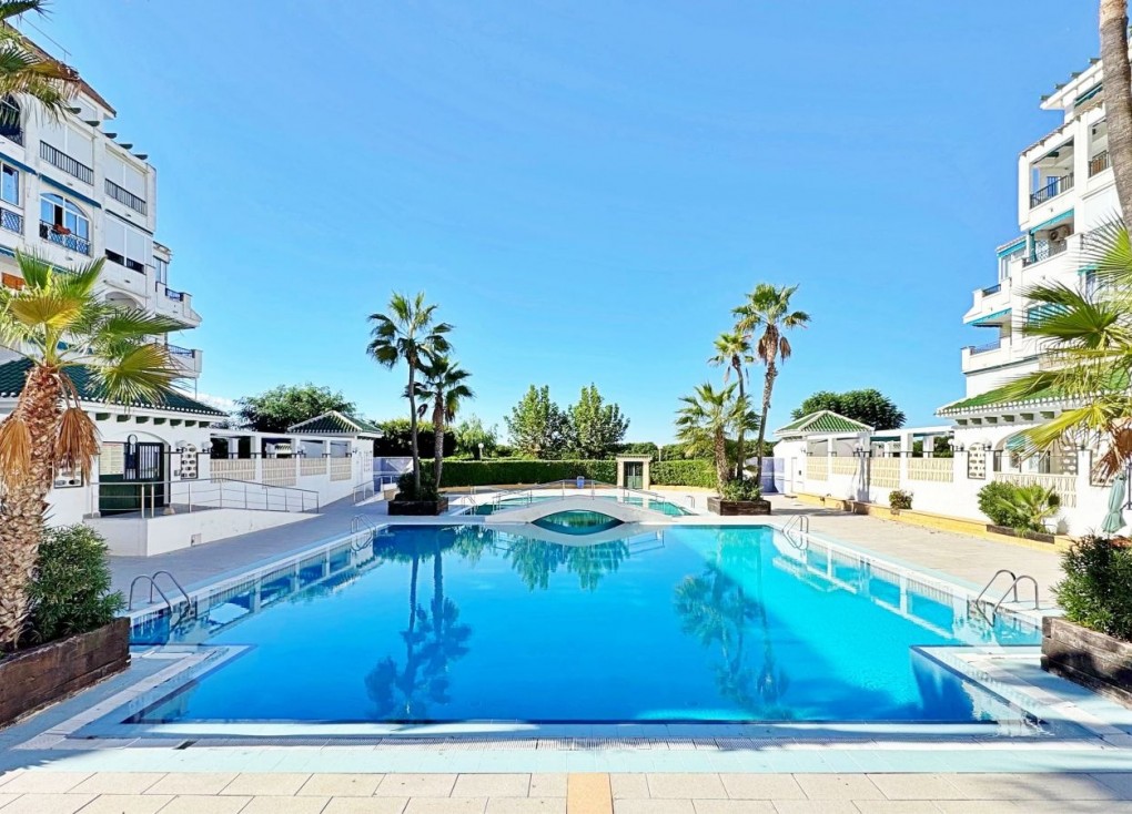Reventa - Apartamento / piso - Torrevieja - LA MATA