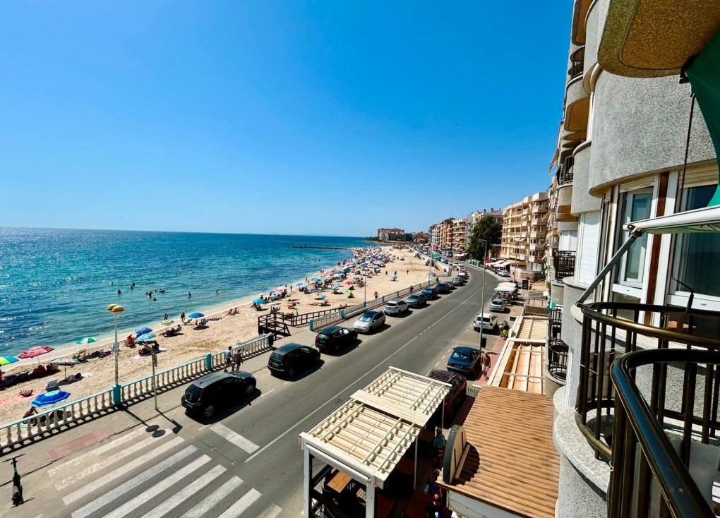 Reventa - Apartamento / piso - Torrevieja - Playa de los Locos