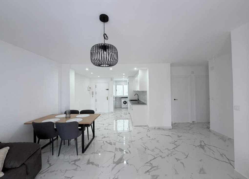 Reventa - Apartamento / piso - Torrevieja - Playa del Cura