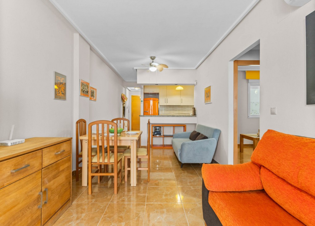 Reventa - Apartamento / piso - Torrevieja