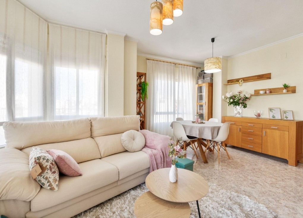 Reventa - Apartamento / piso - Torrevieja