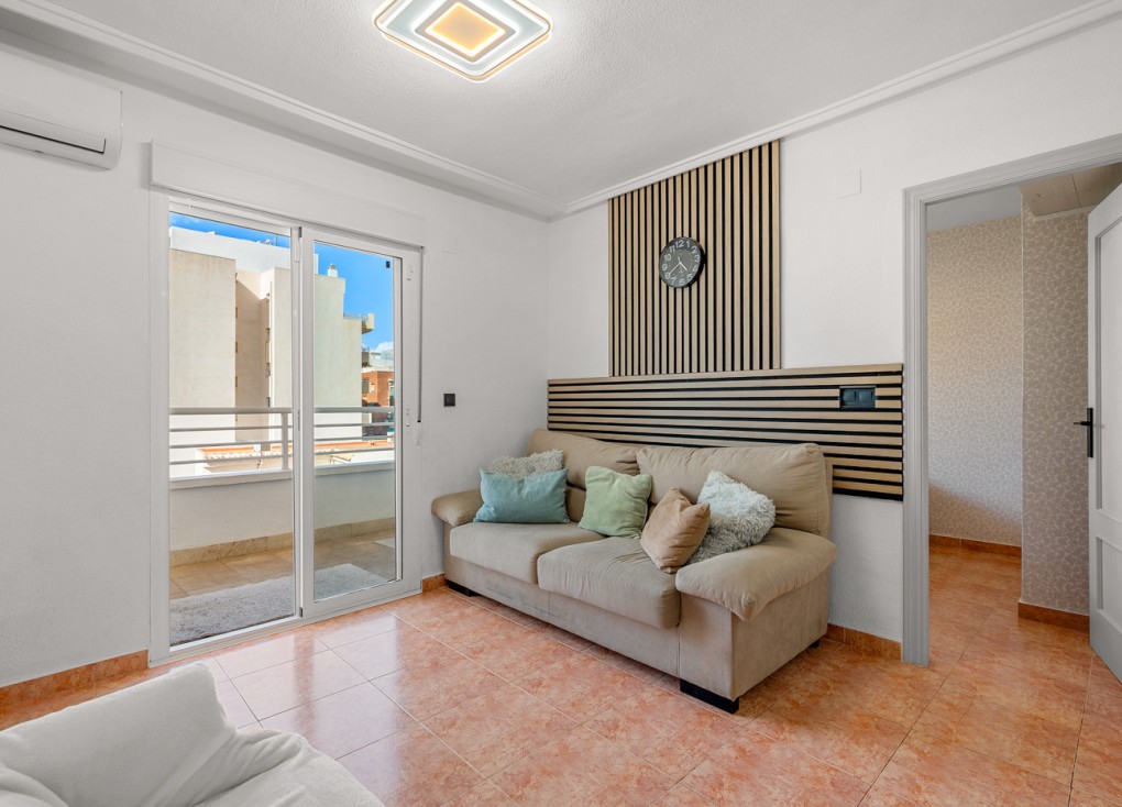 Reventa - Apartamento / piso - Torrevieja