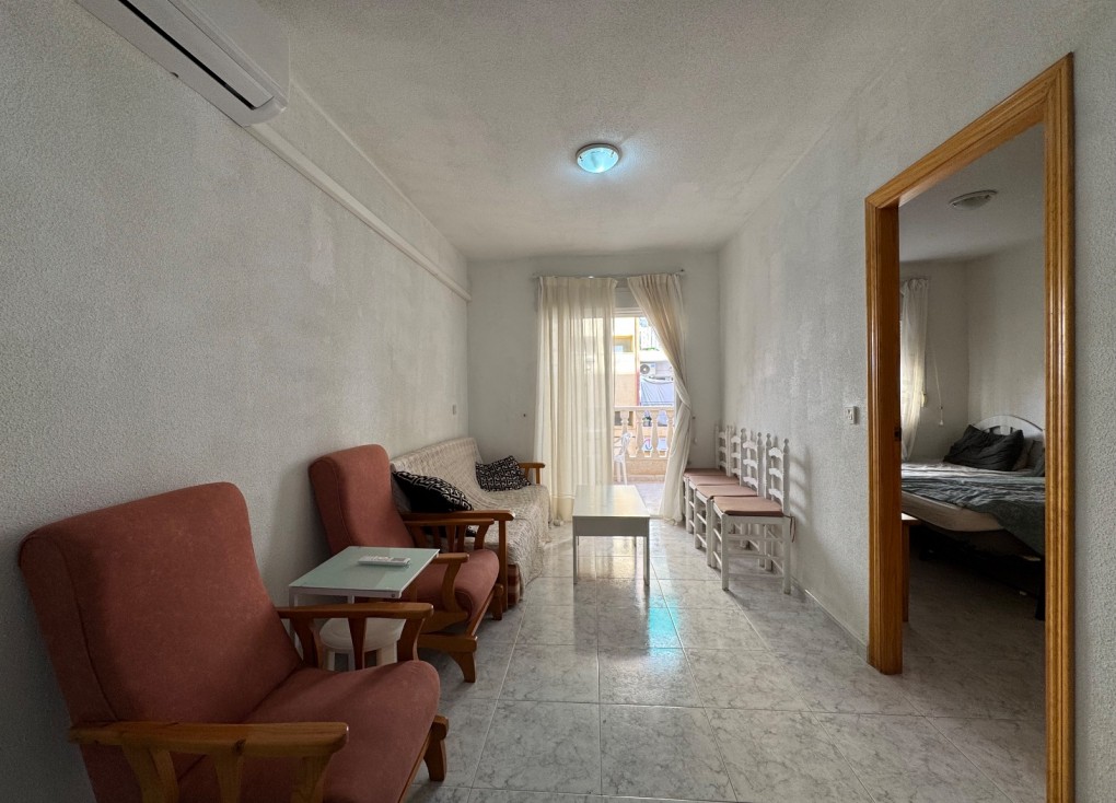 Reventa - Apartamento / piso - Torrevieja