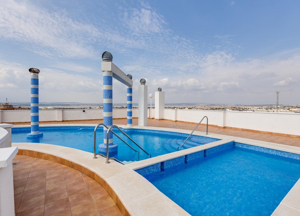 Reventa - Apartamento / piso - Torrevieja