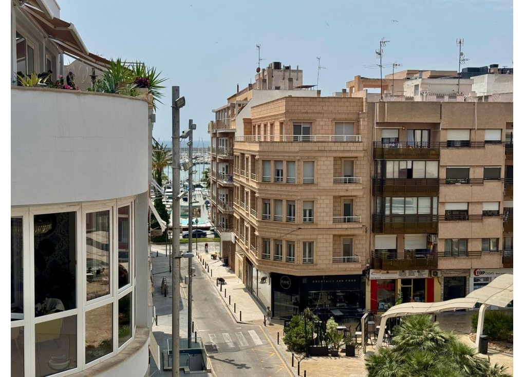 Reventa - Apartamento / piso - Torrevieja