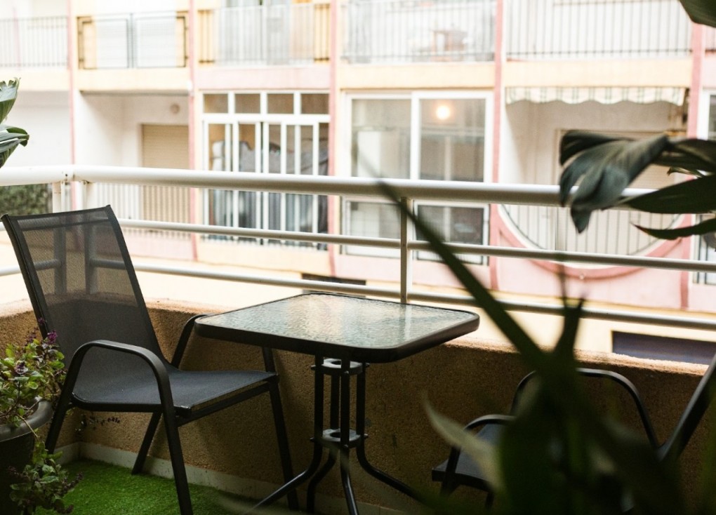 Reventa - Apartamento / piso - Torrevieja