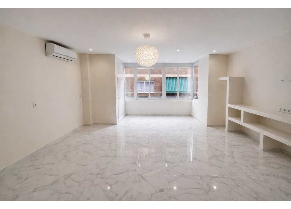 Reventa - Apartamento / piso - Torrevieja