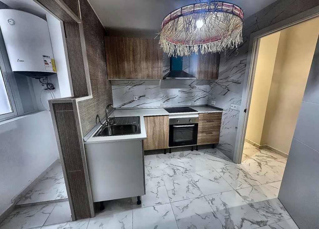 Reventa - Apartamento / piso - Torrevieja