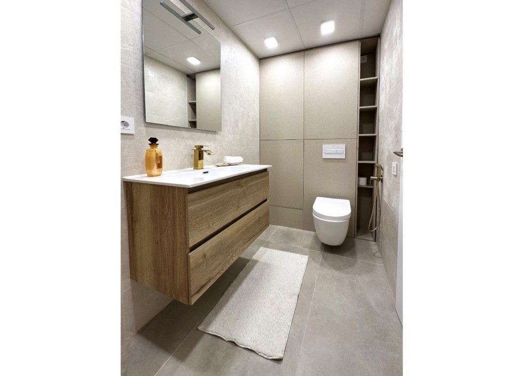 Reventa - Apartamento / piso - Torrevieja