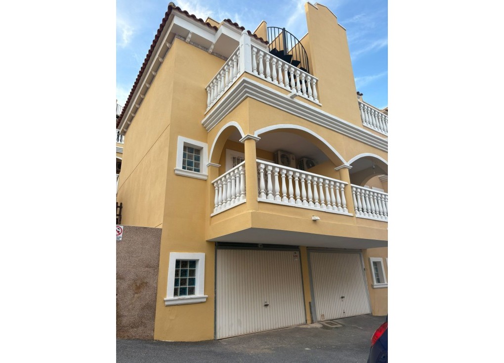 Reventa - Casa adosada - Algorfa