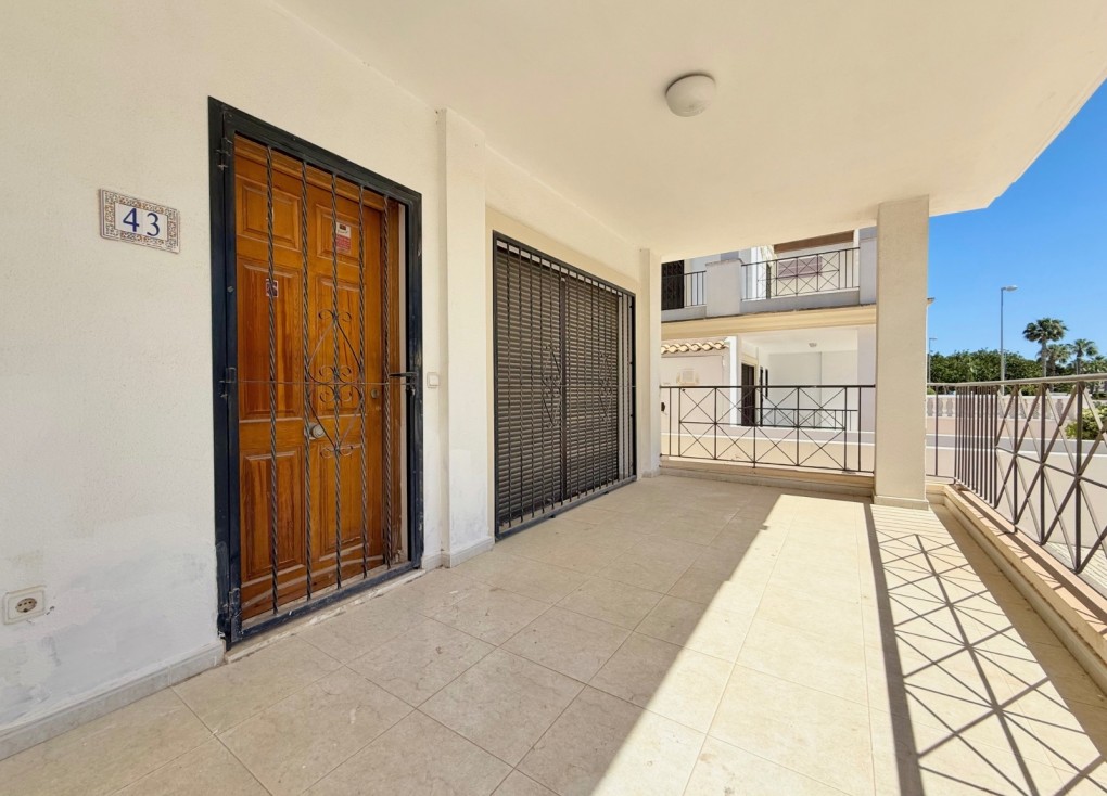 Reventa - Casa adosada - Ciudad quesada