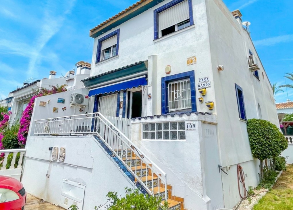 Reventa - Casa adosada - Orihuela Costa - Los Dolses