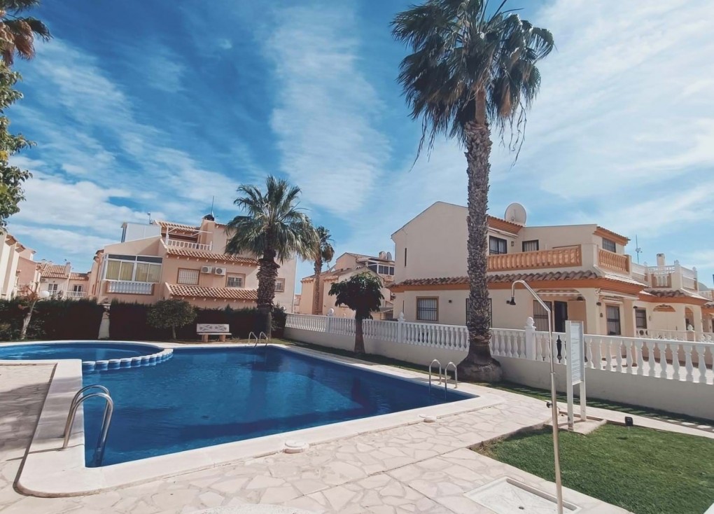 Reventa - Casa adosada - Orihuela Costa - Playa Flamenca